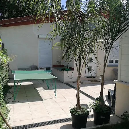 Maison Antony, Climatisation, Parking Gratuit Antony