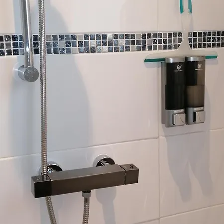Apartment Maison Antony, Climatisation, Parking Gratuit