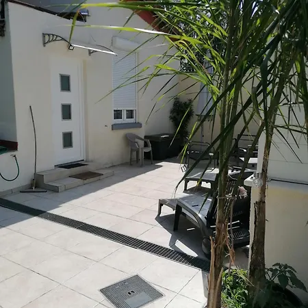Apartment Maison Parking Gratuit Proche Paris *