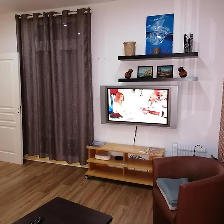 Apartment Maison Parking Gratuit Proche Paris Antony